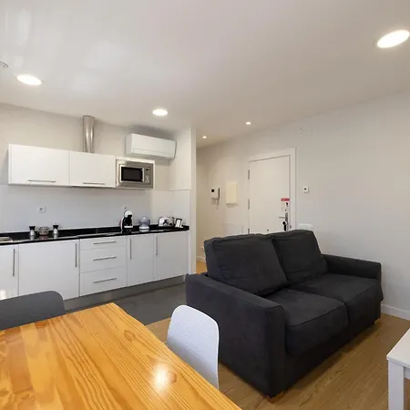 Alquilaz Turisticos *