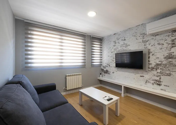 Alquilaz Turísticos *