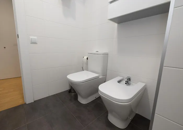 Alquilaz. Turisticos. * ثامورا